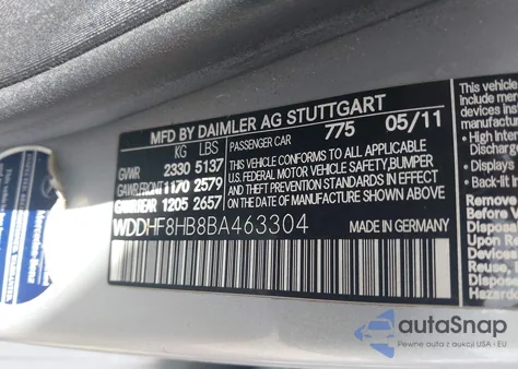 2011 Mercedes-Benz E 350 4Matic z USA, uszkodzony, nr VIN WDDHF8HB8BA463304